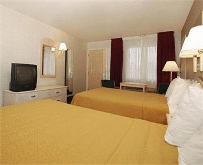 Econo Lodge Downtown South San Antonio Buitenkant foto