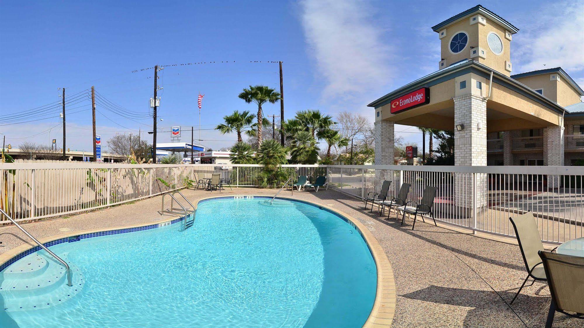 Econo Lodge Downtown South San Antonio Buitenkant foto